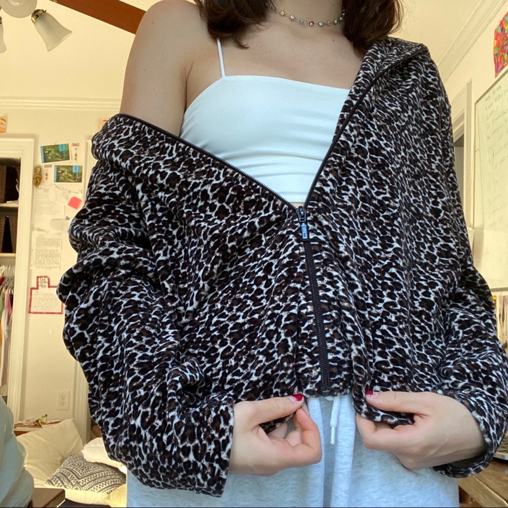 CHEETAH PRINT VELOUR ZIP UP HOODIE